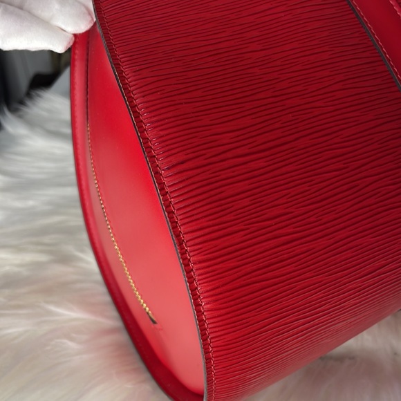 (MT68) Authentic Louis Vuitton 45 Epi Solferino w/Soufflot Pochette - Picture 8 of 16